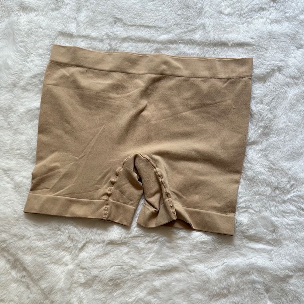 4/$20 🙈 Jockey Tan  Seamless Stretchy Comfort Panty
